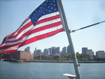 Вид на Бостон, флаг США